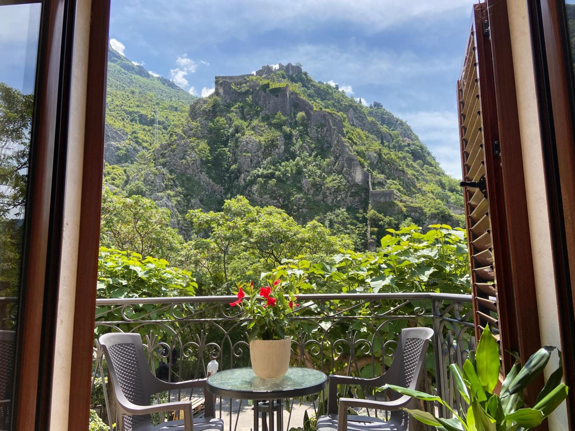 Fiumera Kotor Apartment Екстер'єр фото